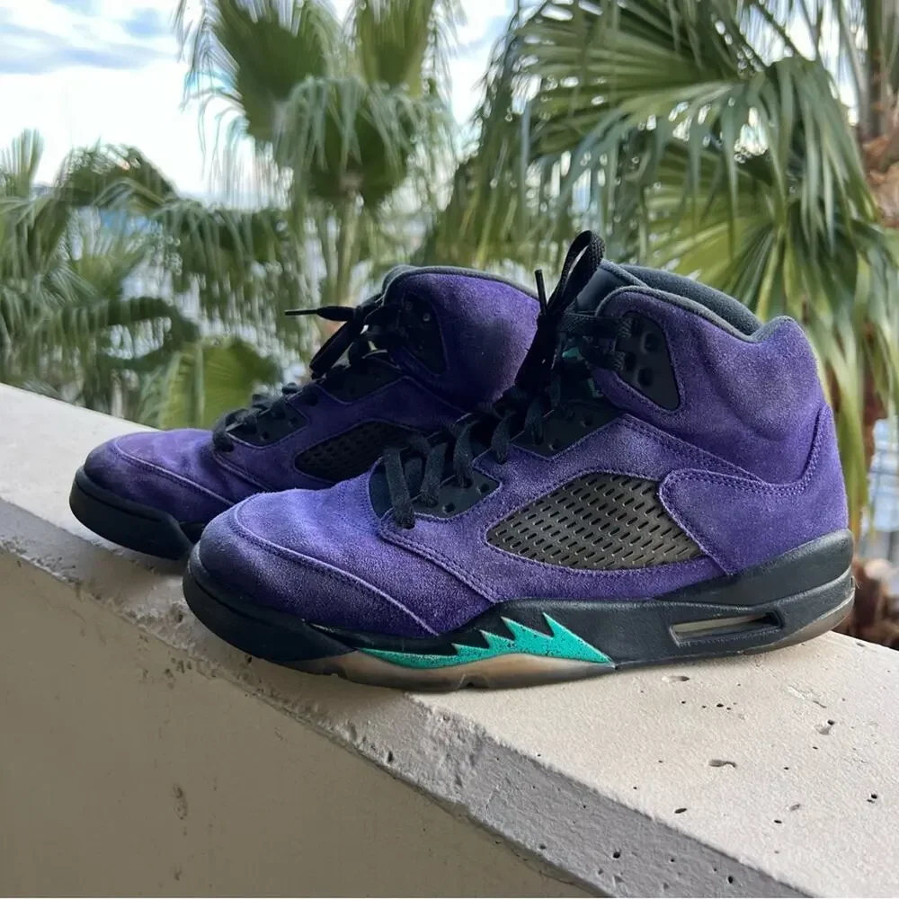 Jordan 5 Retro Alternate Grape Sneakers 136027-500 Size 9.5 Men’s